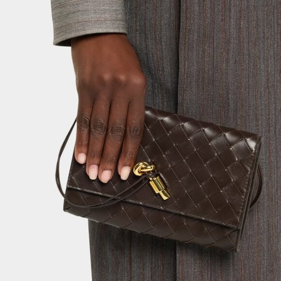 NWT ✅BOTTEGA VENETA Andiamo Pouch on Strap ⭐ NWT - Picture 5 of 11